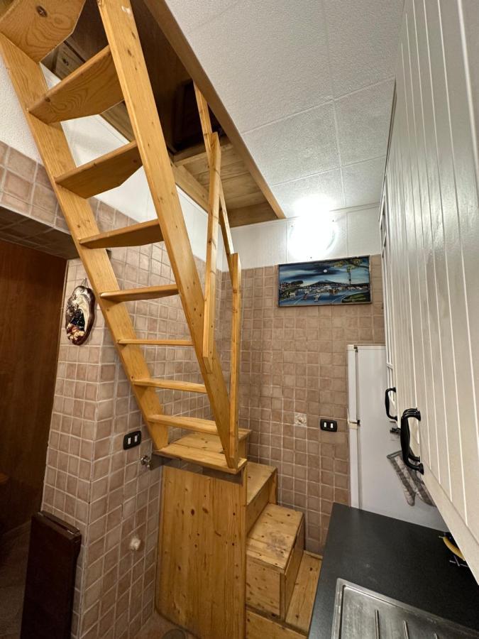شقة Tiny House - Spaccanapoli المظهر الخارجي الصورة