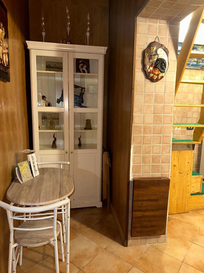 شقة Tiny House - Spaccanapoli المظهر الخارجي الصورة