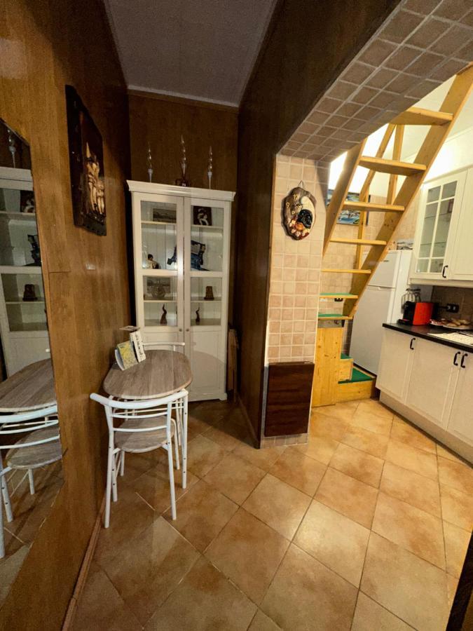 شقة Tiny House - Spaccanapoli المظهر الخارجي الصورة